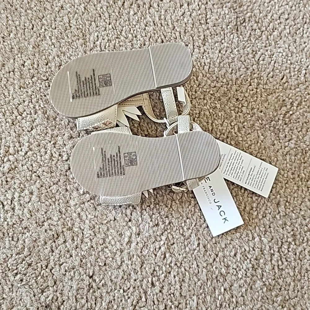 Janie and Jack Metallic Pineapple Sandals Size 4